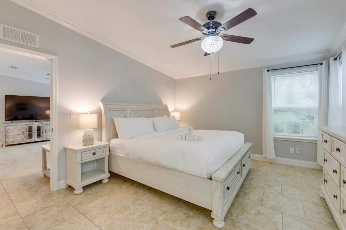 Loggerhead Lagoon - Modern Waterfront Home Pirates Cove Экстерьер фото