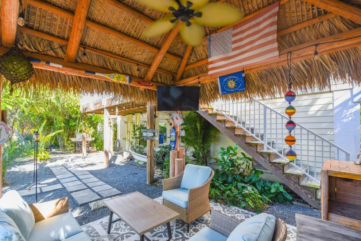 Loggerhead Lagoon - Modern Waterfront Home Pirates Cove Экстерьер фото